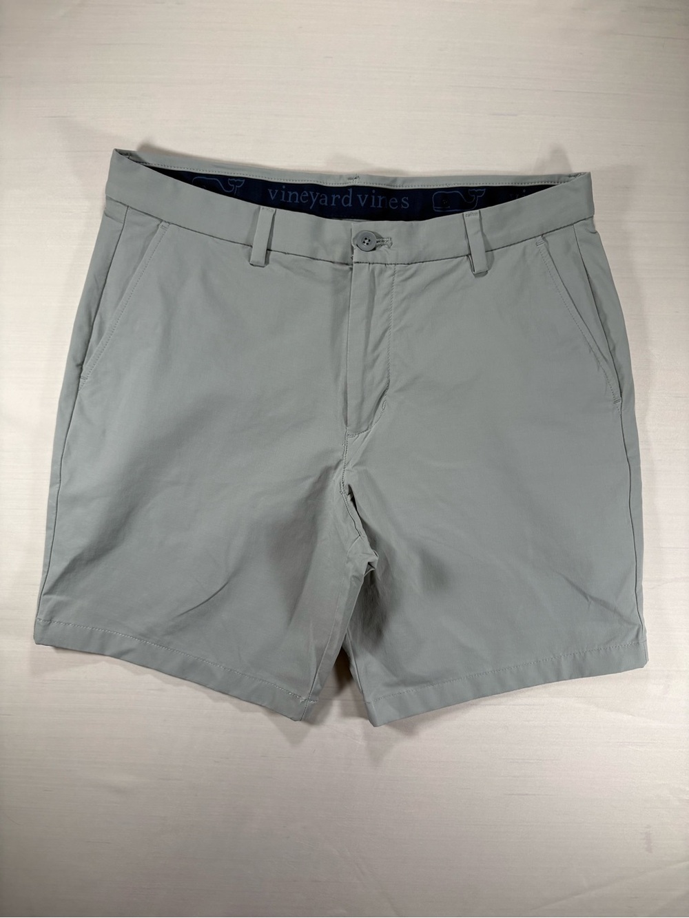 Vineyard Vines Performance Shorts Mens 33 Gray Golf Chino Stretch Lightweight